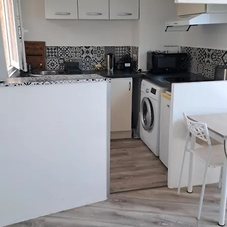 דירה Joli 2 Pieces Renove A Proximite Du Centre Et